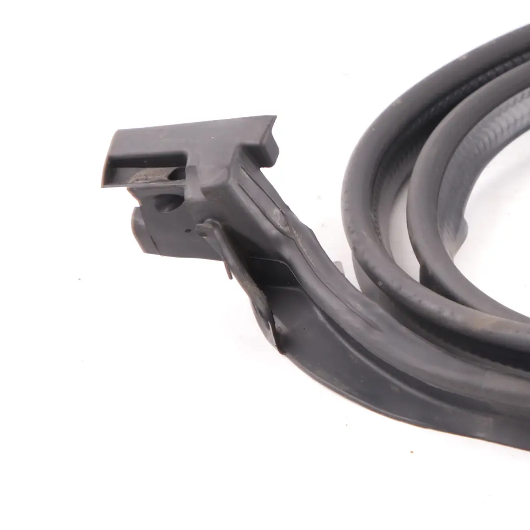 Couvercle coffre hayon joint d'étanchéité caoutchouc pour Mercedes R171 à propos du numéro de pièce A1717500198 Mercedes R171 Couvercle coffre hayon joint d'étanchéité caoutchouc - SKU A1717500198 - Numéro de pièce A1717500198