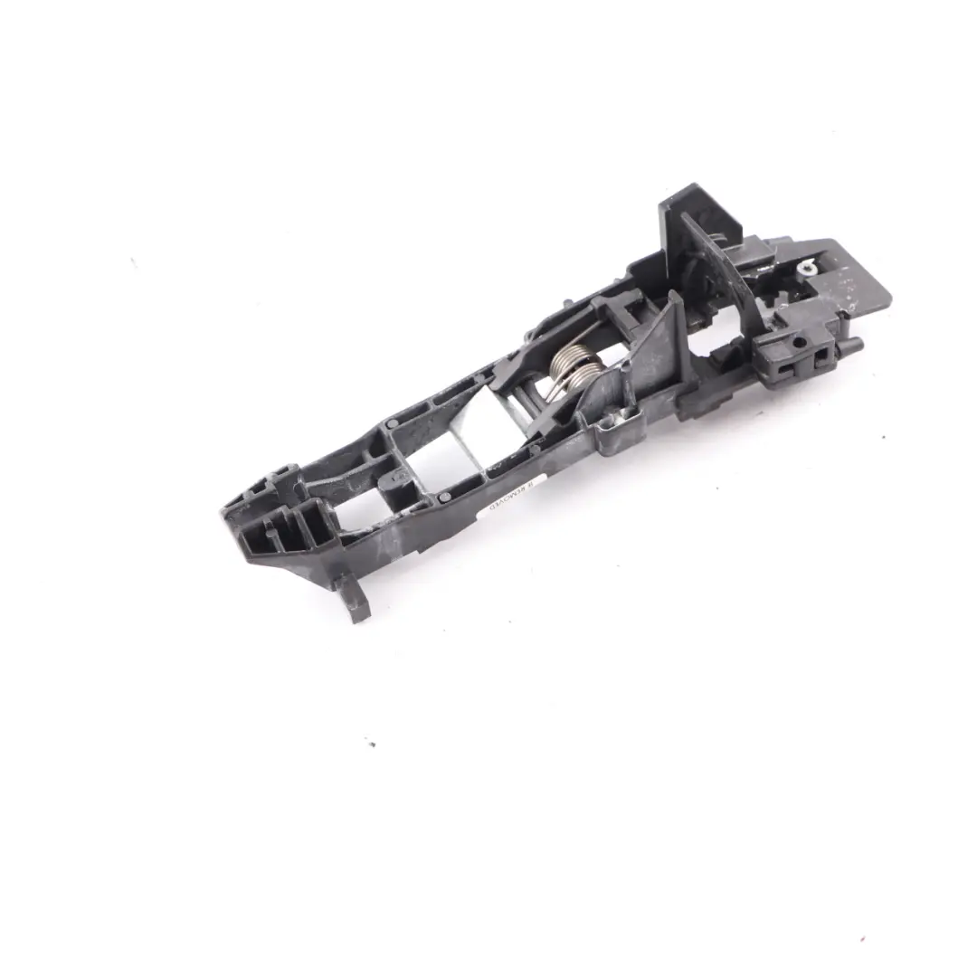 Base maniglia porta anteriore destra stafa esterna per Mercedes SLK R171 con numero di parte A1717600234 Mercedes SLK R171 Base maniglia porta anteriore destra stafa esterna - SKU A1717600234 - Numero di parte A1717600234