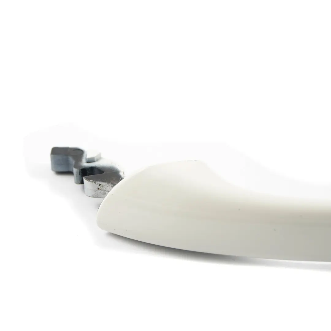 Maniglia Porta Anteriore Sinistra Esterna Bianco Calcite - 650 per Mercedes SLK R171 con numero di parte A1717600370 Mercedes SLK R171 Maniglia Porta Anteriore Sinistra Esterna Bianco Calcite - 650 - SKU A1717600370-CW - Numero di parte A1717600370