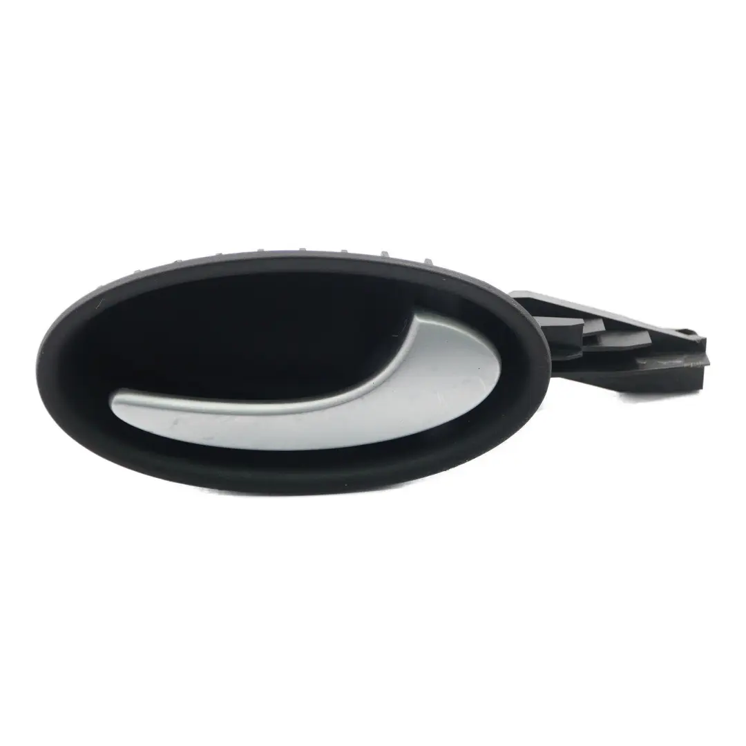 Empuñadura interior de la tarjeta de puerta delantera derecha para Mercedes SLK R171 con número de pieza A1717600462 Mercedes SLK R171 Empuñadura interior de la tarjeta de puerta delantera derecha - SKU A1717600462 - Número de pieza A1717600462