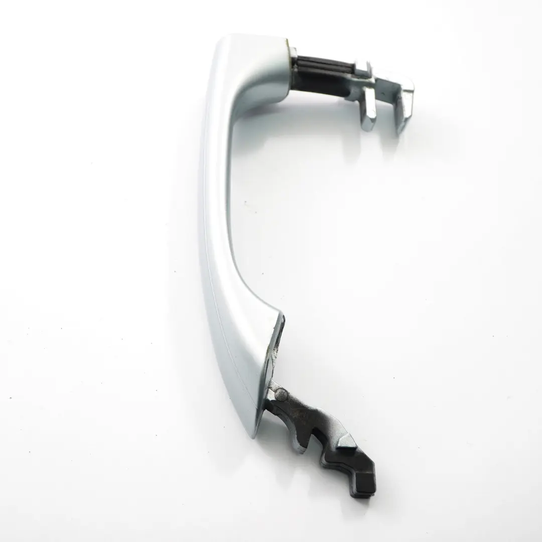 Maniglia porta anteriore destra Tellurium Argento 762 per Mercedes SLK R171 con numero di parte A1717600470 Mercedes SLK R171 Maniglia porta anteriore destra Tellurium Argento 762 - SKU A1717600470-TES - Numero di parte A1717600470