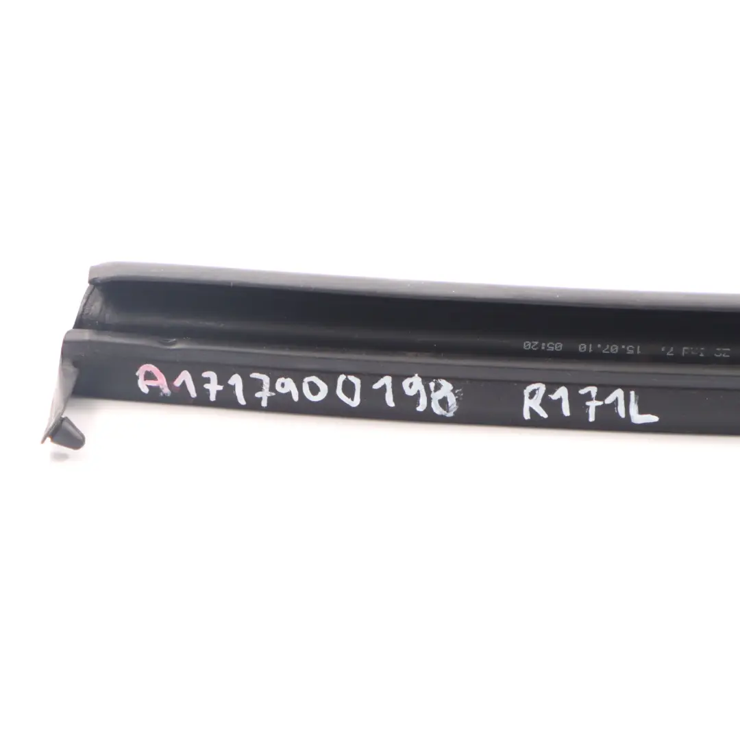 Mercedes SLK R171 Cabriolet Vario Toit Gauche Joint d'Etanchéité - SKU A1717900198 - Numéro de pièce A1717900198