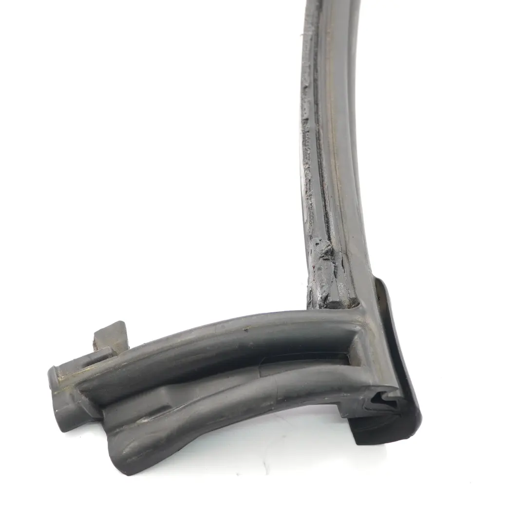 Mercedes-Benz SLK R171 Cabrio-Dachdichtung hinten links für mit Teilenummer A1717900598 Mercedes-Benz SLK R171 Cabrio-Dachdichtung hinten links - SKU A1717900598 - Teilenummer A1717900598