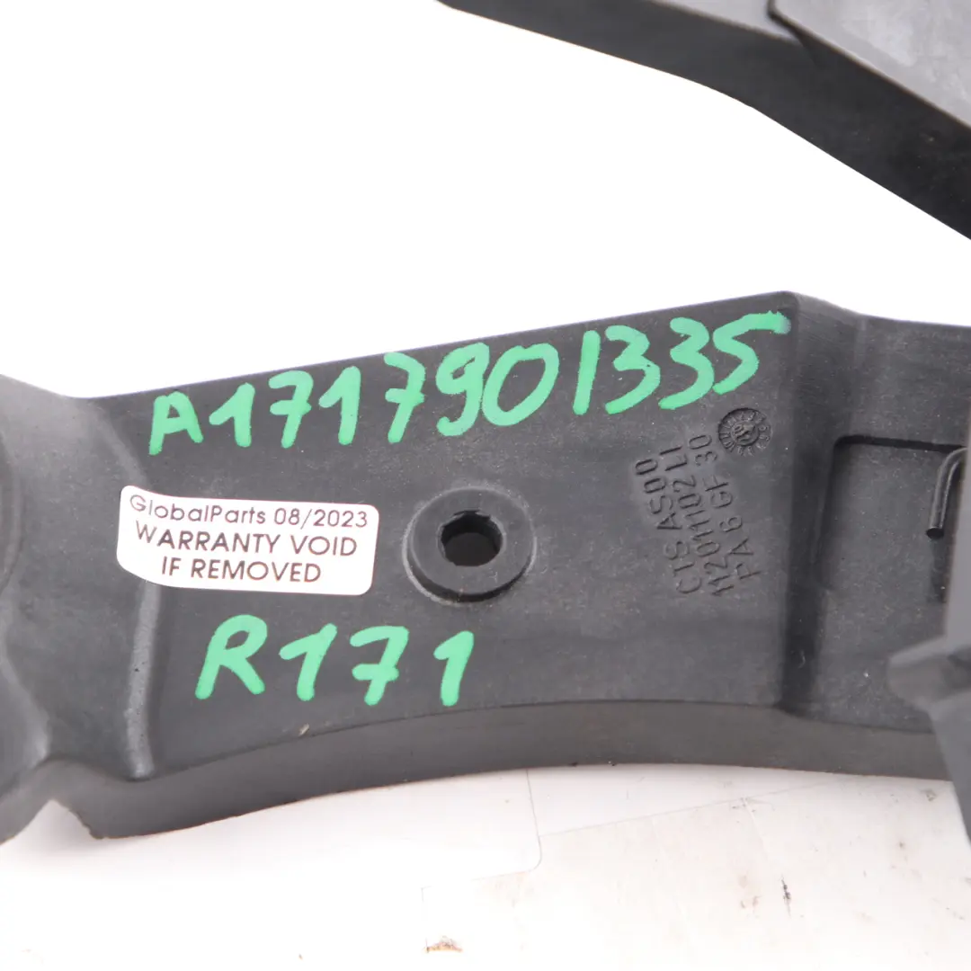 Hintere Hutablage Klappe Links Halterung für Mercedes SLK R171 mit Teilenummer A1717901335 Mercedes SLK R171 Hintere Hutablage Klappe Links Halterung - SKU A1717901335 - Teilenummer A1717901335