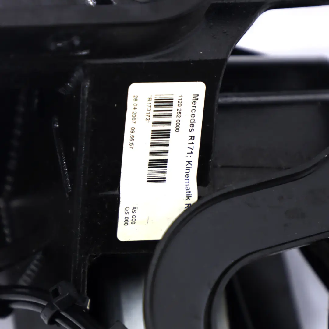 Zawias Dachu Prawy 11202520000 do Mercedes SLK R171 o numerze A1717901340 Mercedes SLK R171 Zawias Dachu Prawy 11202520000 - SKU A1717901340-2 - Numer Części A1717901340