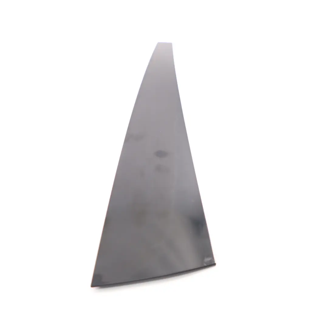 C-Pillar Colonna Coperchio del pannello Destra Nero per Mercedes R171 con numero di parte A1717950255 Mercedes R171 C-Pillar Colonna Coperchio del pannello Destra Nero - SKU A1717950255 - Numero di parte A1717950255