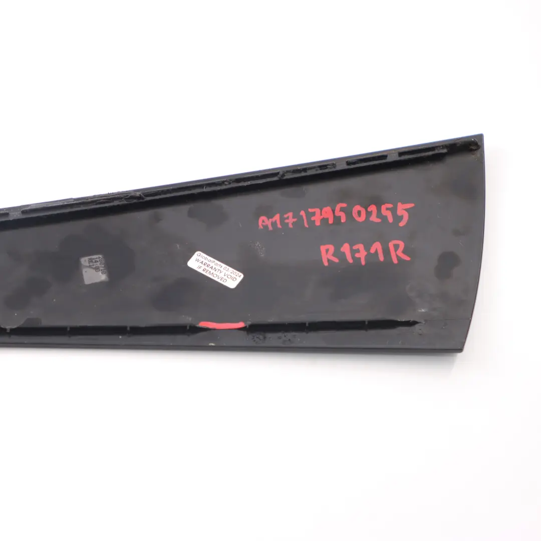 Mercedes R171 Colonne C panneau de toit droite Noir - SKU A1717950255 - Numéro de pièce A1717950255