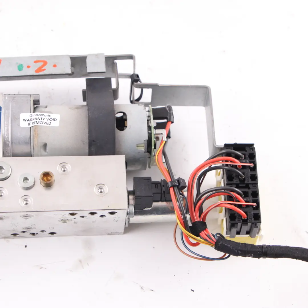 Mercedes SLK R171 Convertible Hydraulic Unit Roof Motor Pump Top A1718000030 - SKU A1718000148 - Part number A1718000148