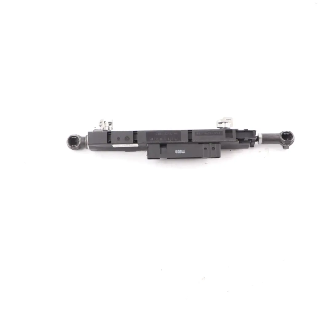 Techo Cilindro Hidráulico Tapa Derecha para Mercedes SLK R171 con número de pieza A1718000672 Mercedes SLK R171 Techo Cilindro Hidráulico Tapa Derecha - SKU A1718000672 - Número de pieza A1718000672