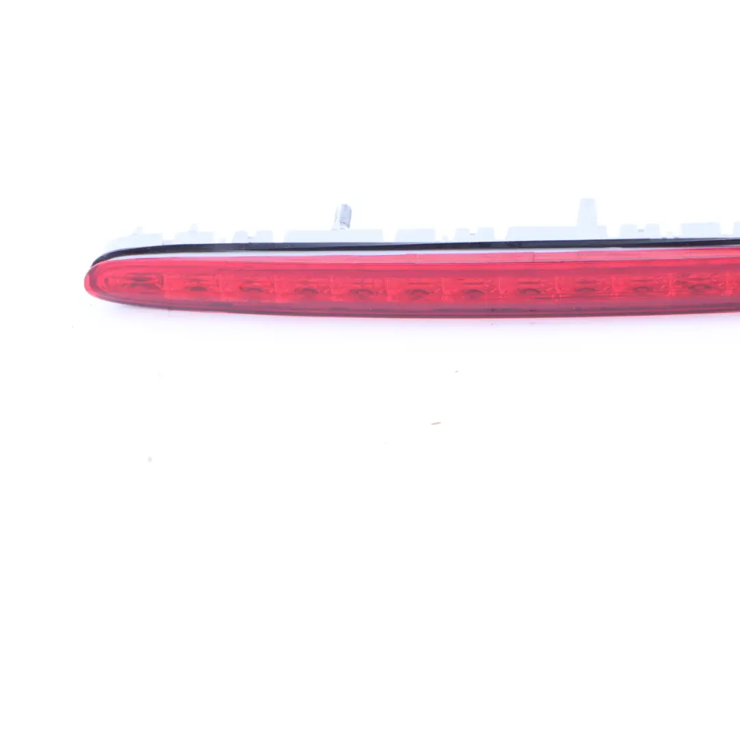 Mercedes SLK R171 Dritte Bremse Bremsleuchte Hinten Rot - SKU A1718200056-2 - Teilenummer A1718200056