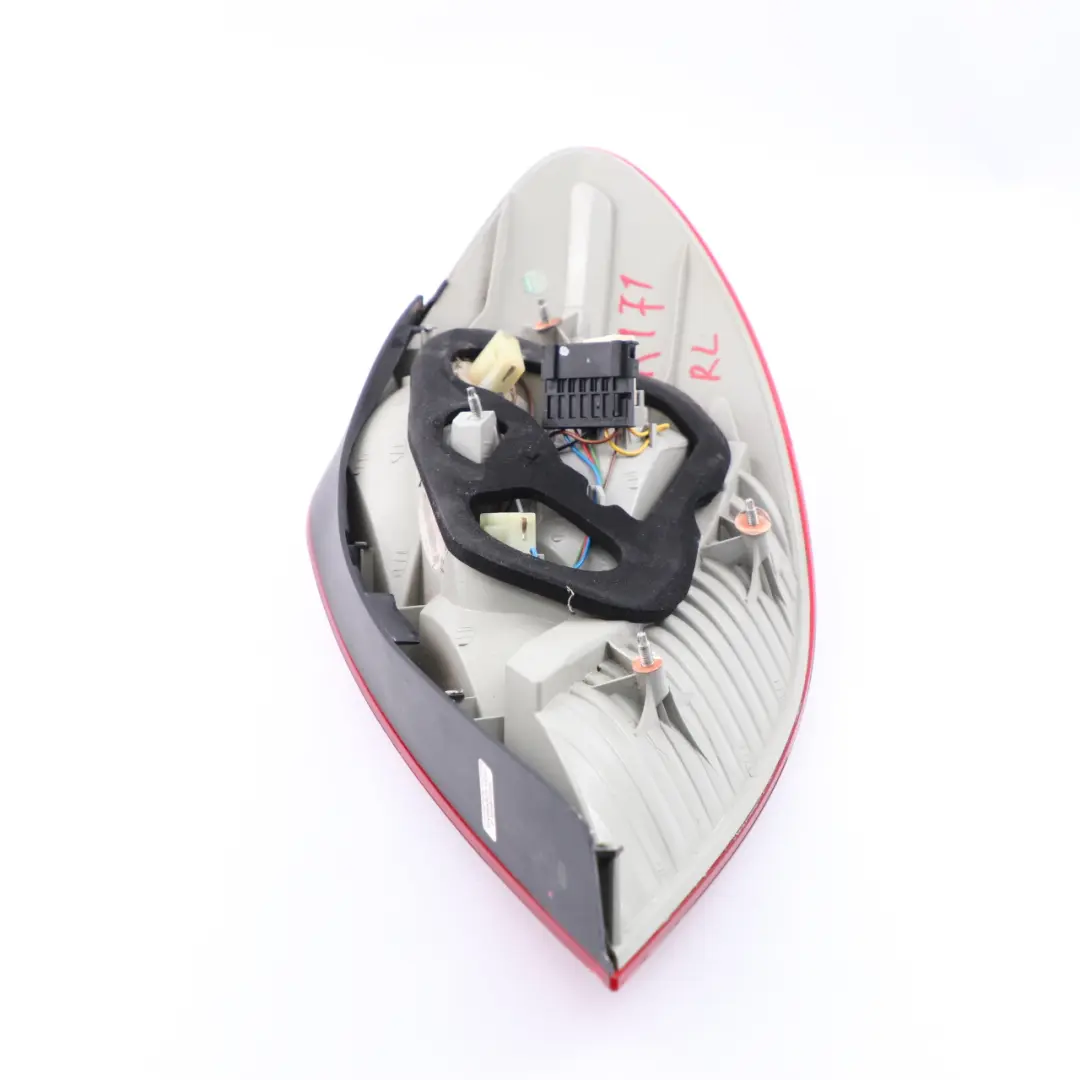 Rückleuchte links Rück licht Seitenwand für Mercedes SLK R171 mit Teilenummer A1718200164 Mercedes SLK R171 Rückleuchte links Rück licht Seitenwand - SKU A1718200164 - Teilenummer A1718200164