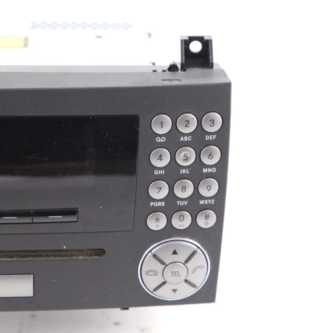 Stereo Radio Lettore CD Unità principale per Mercedes SLK R171 con numero di parte A1718200386 Mercedes SLK R171 Stereo Radio Lettore CD Unità principale - SKU A1718200386 - Numero di parte A1718200386