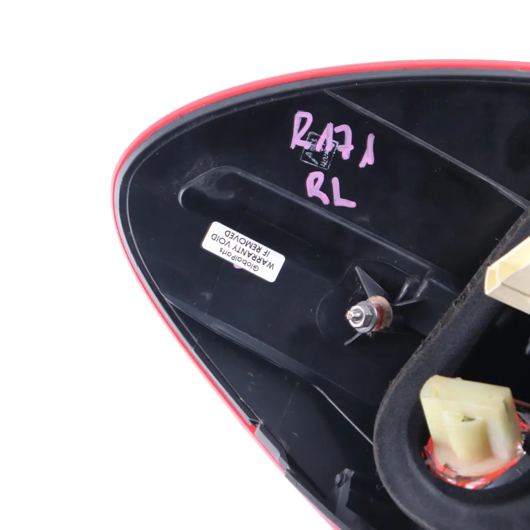 Piloto trasero Izquierda Luz Panel Embellecedor para Mercedes SLK R171 con número de pieza A1718200564 Mercedes SLK R171 Piloto trasero Izquierda Luz Panel Embellecedor - SKU A1718200564 - Número de pieza A1718200564