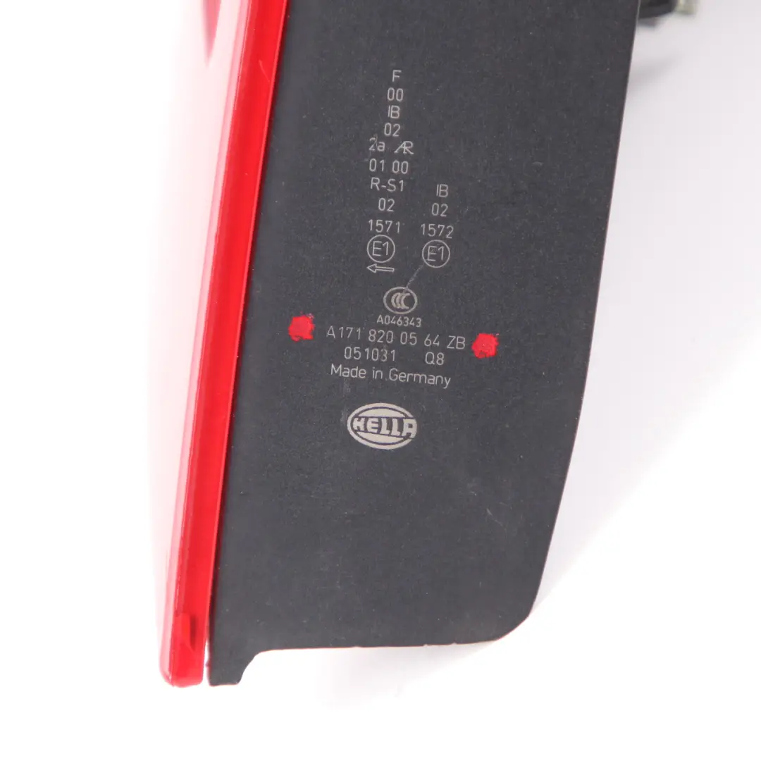 Feu arrière gauche Garniture panneau lumineux pour Mercedes SLK R171 à propos du numéro de pièce A1718200564 Mercedes SLK R171 Feu arrière gauche Garniture panneau lumineux - SKU A1718200564 - Numéro de pièce A1718200564