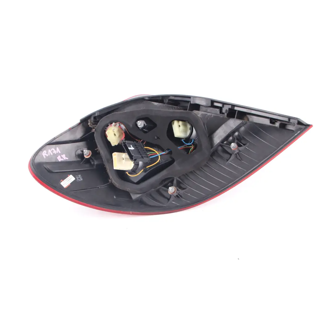 Tylna Lampa Błotnika Prawa do Mercedes SLK R171 o numerze A1718200664 Mercedes SLK R171 Tylna Lampa Błotnika Prawa - SKU A1718200664 - Numer Części A1718200664