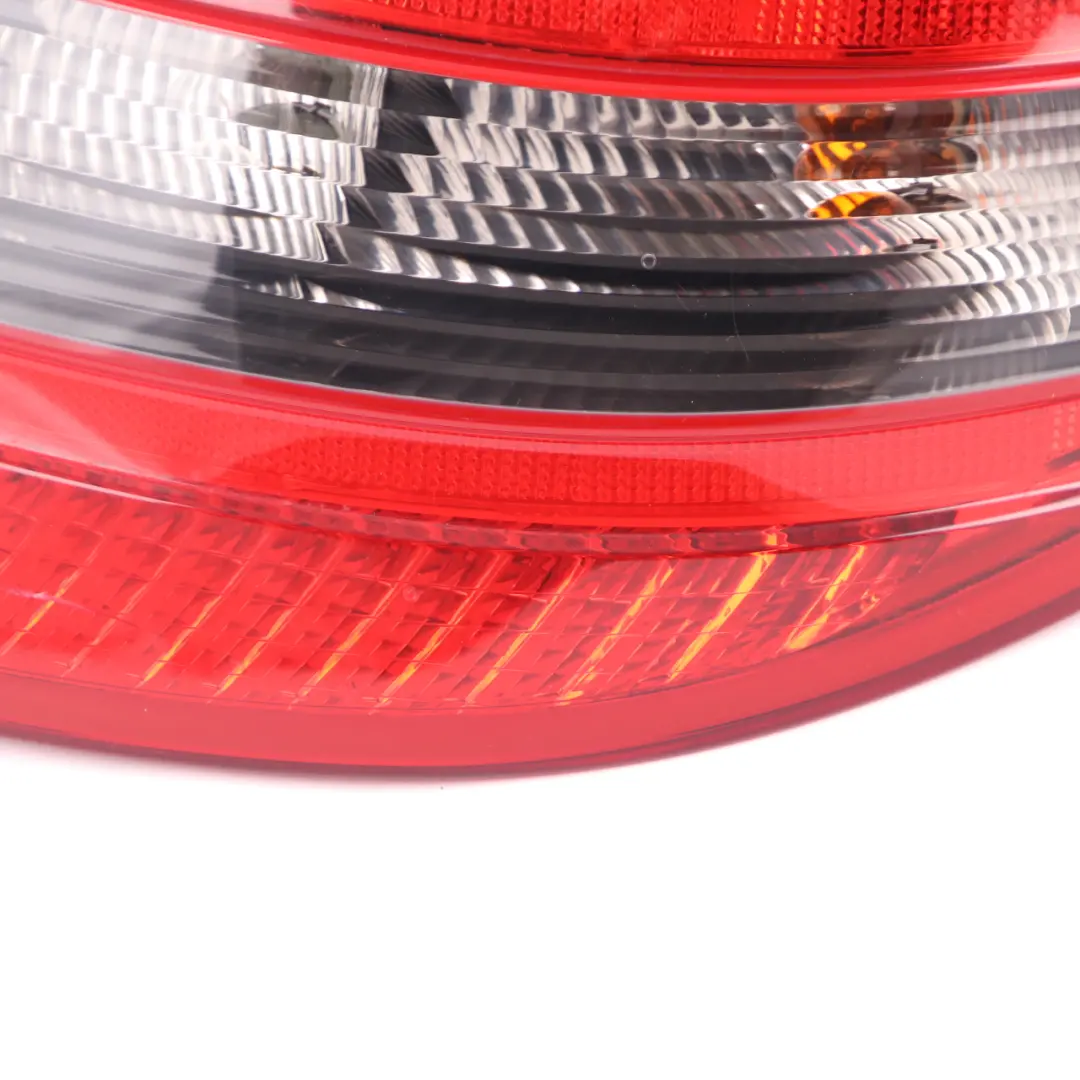 Mercedes SLK R171 Tylna Lampa Błotnika Prawa - SKU A1718200664 - Numer Części A1718200664