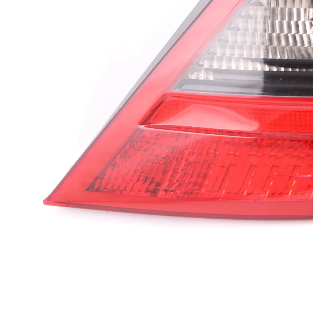 Mercedes SLK R171 Rückleuchte Rechts Licht Seitenverkleidung - SKU A1718200664 - Teilenummer A1718200664