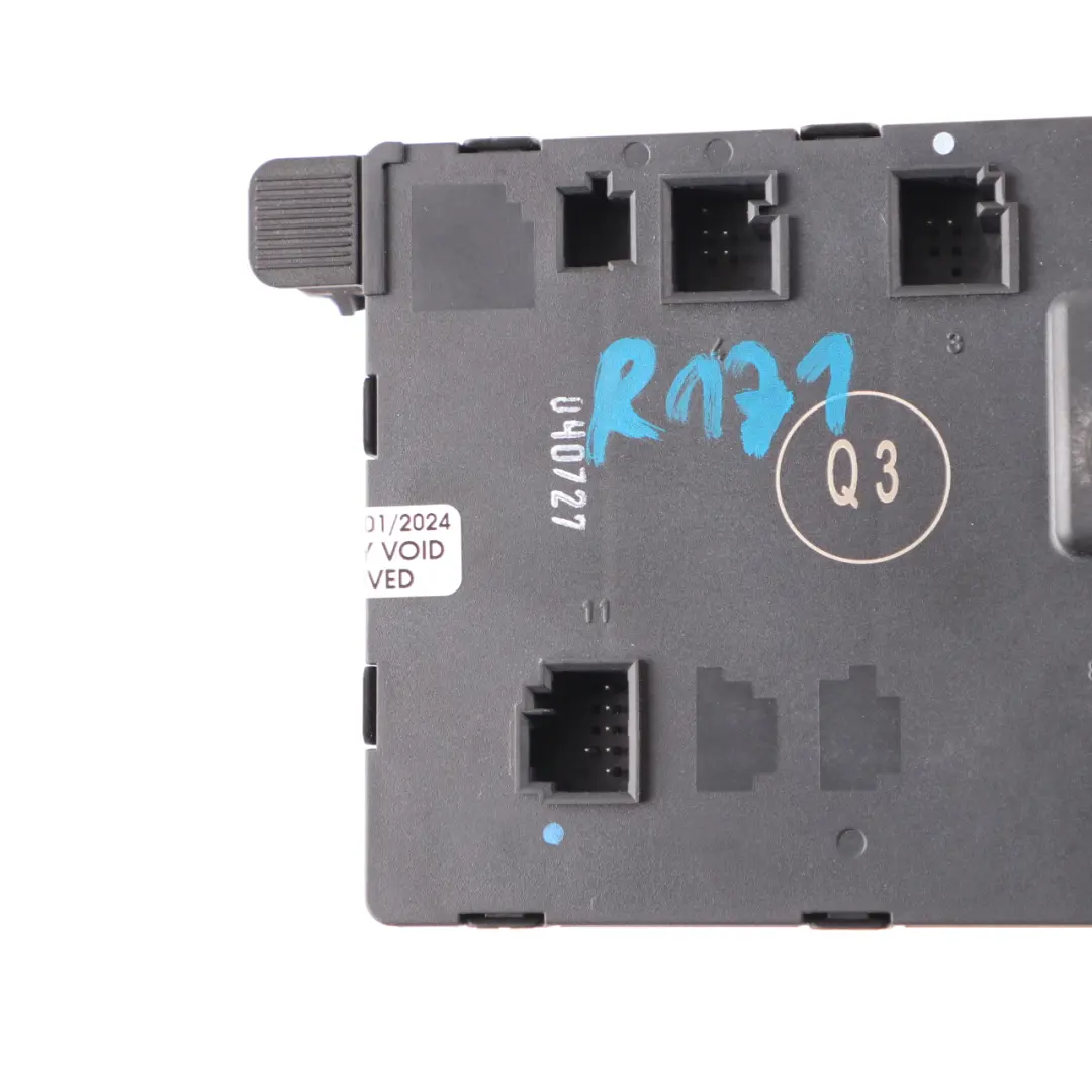 SLK200 Module Front Door Left Control Module Unit to Mercedes R171 with Part number A1718200726 Mercedes R171 SLK200 Module Front Door Left Control Module Unit - SKU A1718200726 - Part number A1718200726