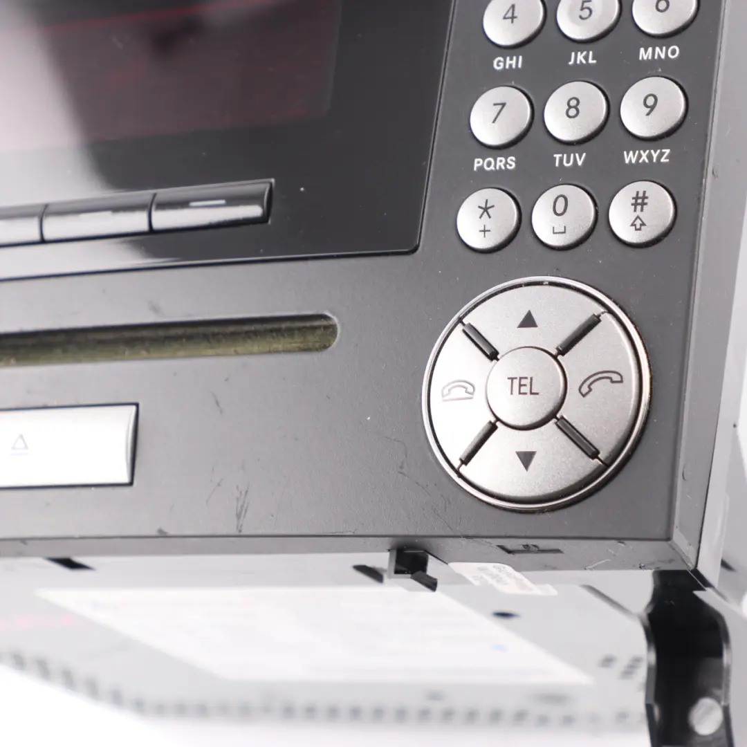 Radio Odtwarzacz CD do Mercedes SLK R171 o numerze A1718200786 Mercedes SLK R171 Radio Odtwarzacz CD - SKU A1718200786 - Numer Części A1718200786