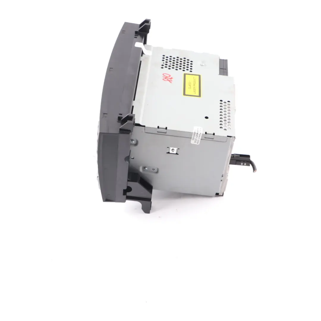 Stereoradio CD-Player Hauptgerät für Mercedes SLK R171 mit Teilenummer A1718200786 Mercedes SLK R171 Stereoradio CD-Player Hauptgerät - SKU A1718200786 - Teilenummer A1718200786