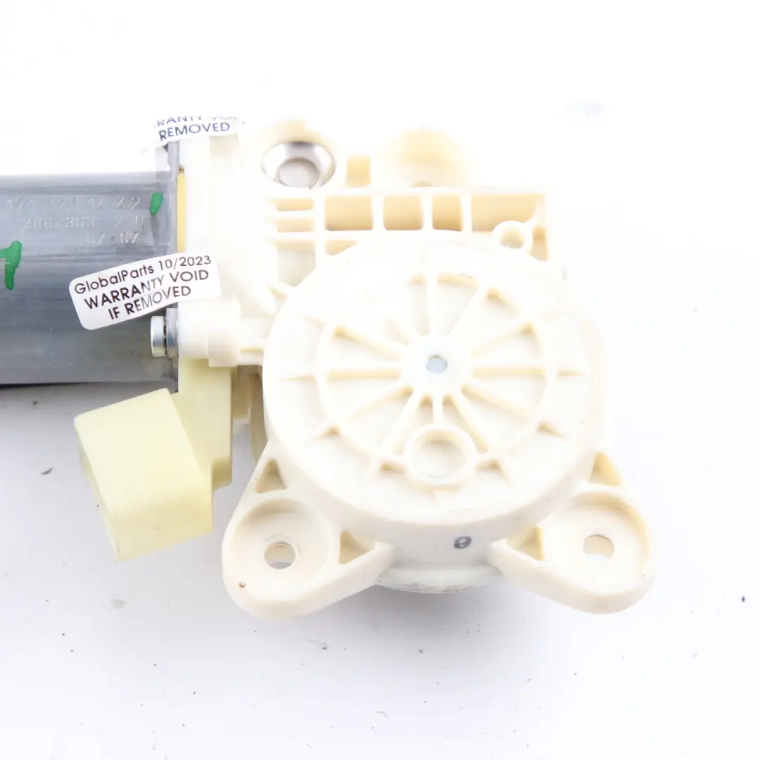 Motore alzacristalli anteriore destro trasmissione per Mercedes R171 con numero di parte A1718201442 Mercedes R171 Motore alzacristalli anteriore destro trasmissione - SKU A1718201442 - Numero di parte A1718201442