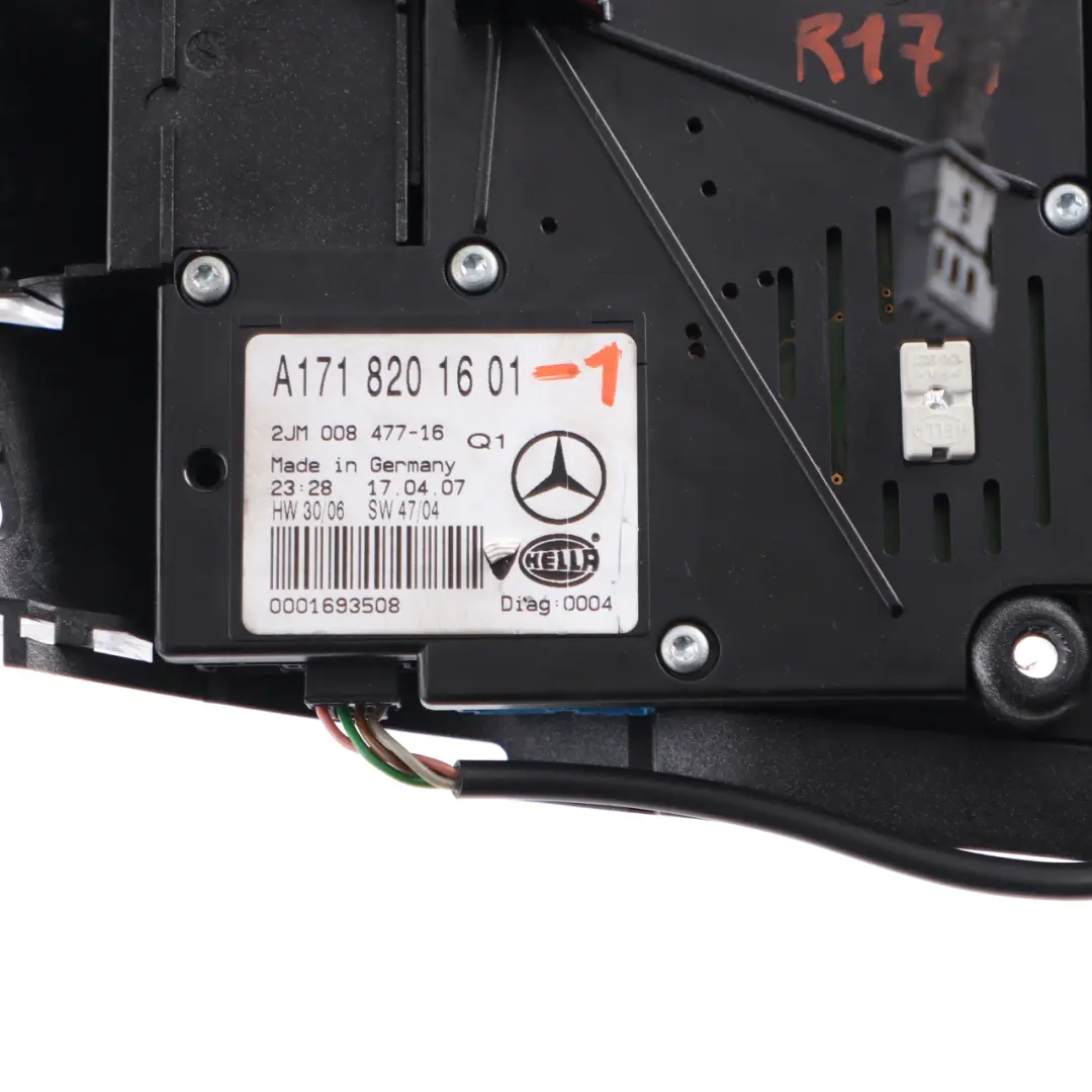 Roof Light Interior Front Lamp Switch Panel Black to Mercedes SLK R171 with Part number A1718201601 Mercedes SLK R171 Roof Light Interior Front Lamp Switch Panel Black - SKU A1718201601-1 - Part number A1718201601