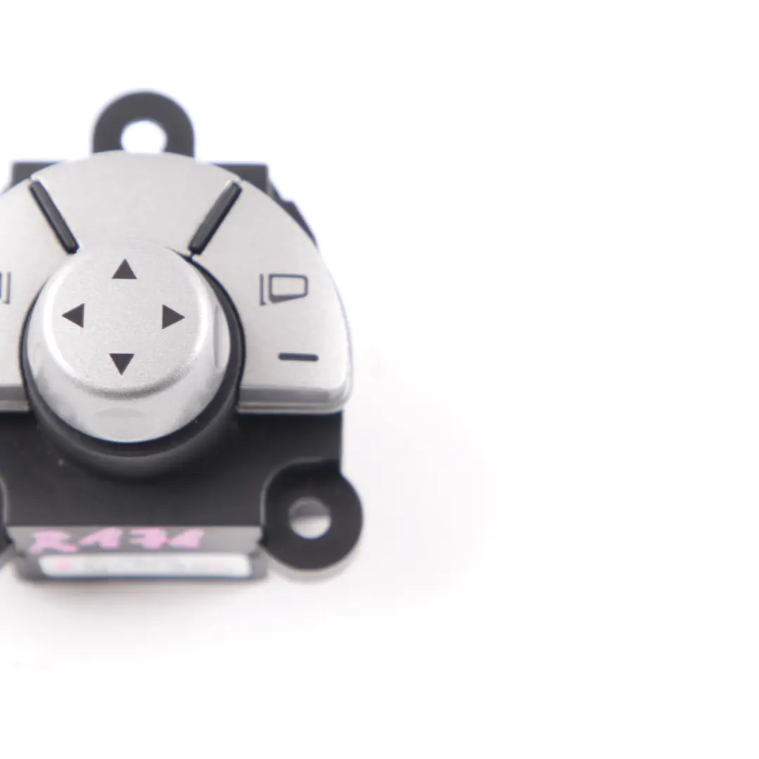 Unité de contrôle pour le réglage des rétroviseurs pour Mercedes SLK R171 à propos du numéro de pièce A1718203310 Mercedes SLK R171 Unité de contrôle pour le réglage des rétroviseurs - SKU A1718203310 - Numéro de pièce A1718203310