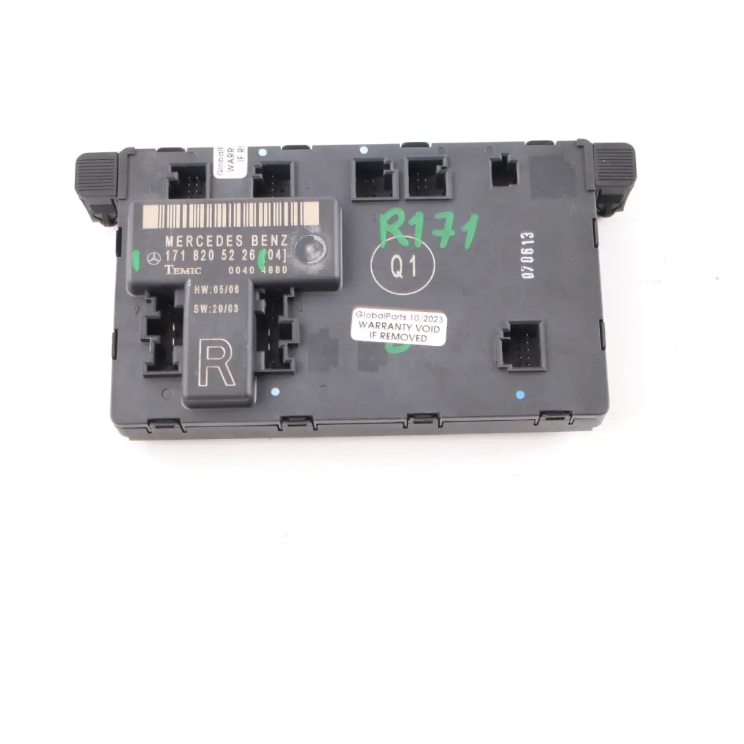 Module de porte avant droite ECU pour Mercedes SLK R171 à propos du numéro de pièce A1718205226 Mercedes SLK R171 Module de porte avant droite ECU - SKU A1718205226 - Numéro de pièce A1718205226