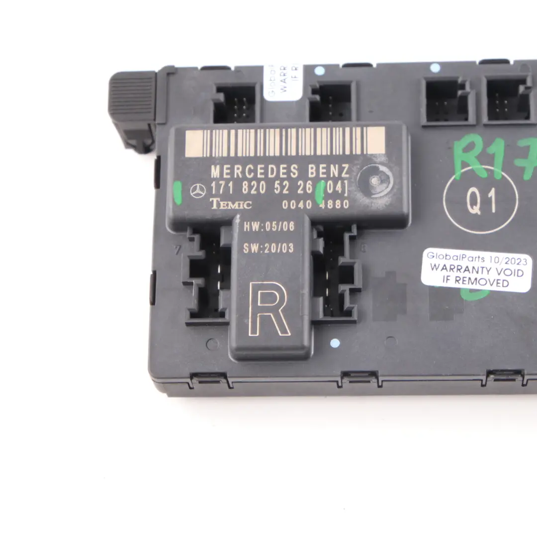 Modulo porta Unità controllo anteriore destra ECU per Mercedes SLK R171 con numero di parte A1718205226 Mercedes SLK R171 Modulo porta Unità controllo anteriore destra ECU - SKU A1718205226 - Numero di parte A1718205226