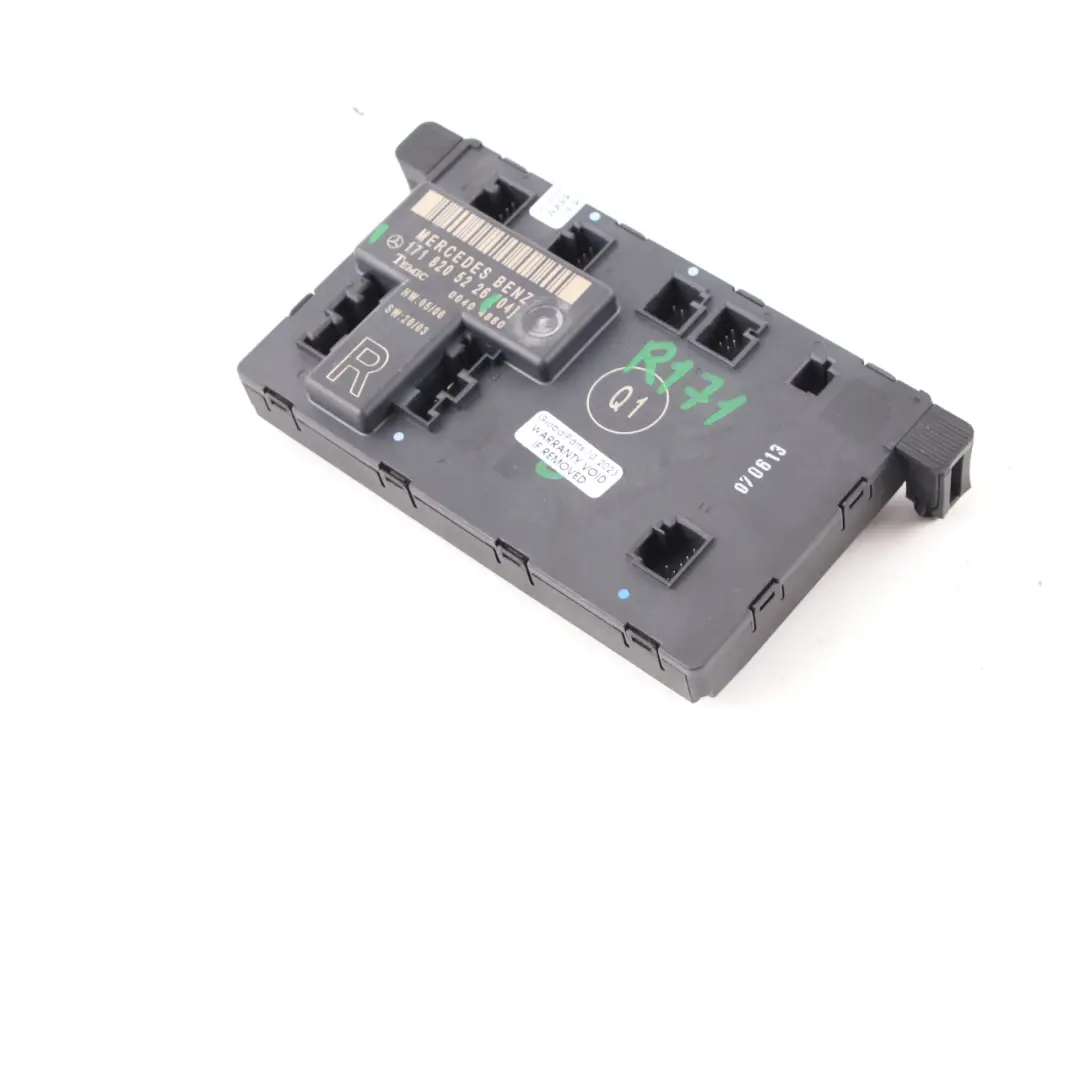 Modulo porta Unità controllo anteriore destra ECU per Mercedes SLK R171 con numero di parte A1718205226 Mercedes SLK R171 Modulo porta Unità controllo anteriore destra ECU - SKU A1718205226 - Numero di parte A1718205226