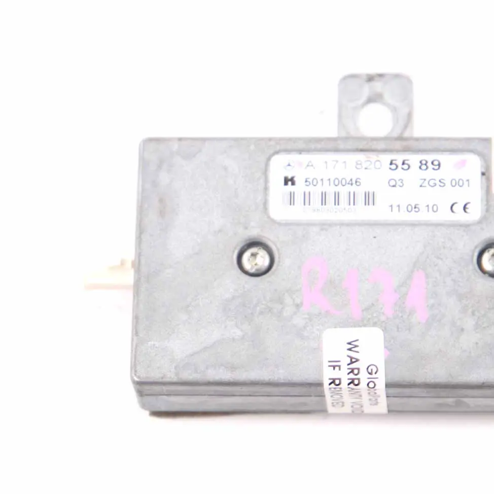 Antenna Aerial Diversity Amplifier Control Unit to Mercedes SLK R171 with Part number A1718205589 Mercedes SLK R171 Antenna Aerial Diversity Amplifier Control Unit - SKU A1718205589 - Part number A1718205589