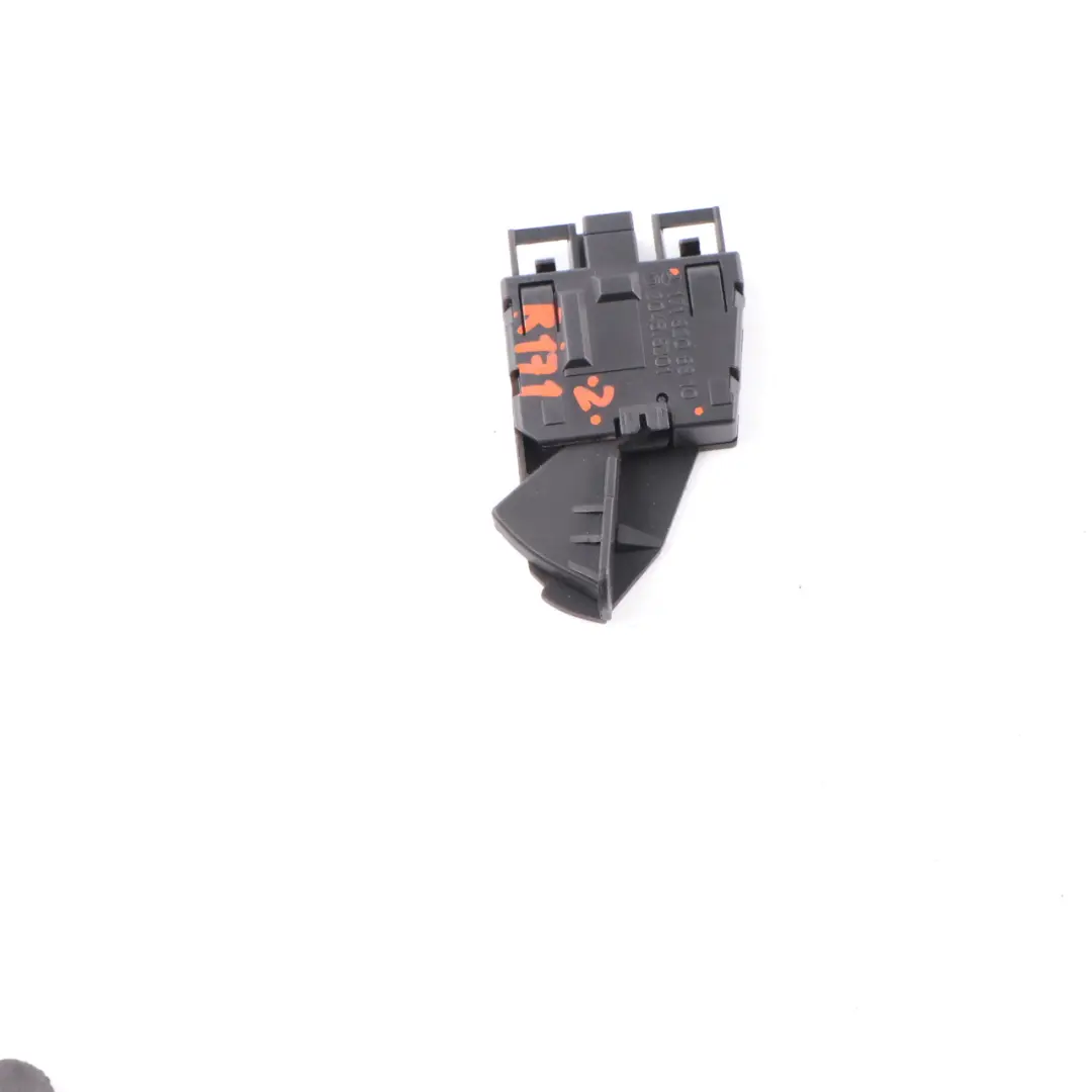 Heckklappe Kofferraumklappe Schaltereinheit für Mercedes SLK R171 mit Teilenummer A1718206310 Mercedes SLK R171 Heckklappe Kofferraumklappe Schaltereinheit - SKU A1718206310 - Teilenummer A1718206310