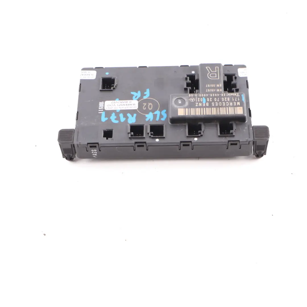 Módulo de Puerta Delantera Derecha Control ECU para Mercedes SLK R171 con número de pieza A1718207026 Mercedes SLK R171 Módulo de Puerta Delantera Derecha Control ECU - SKU A1718207026 - Número de pieza A1718207026