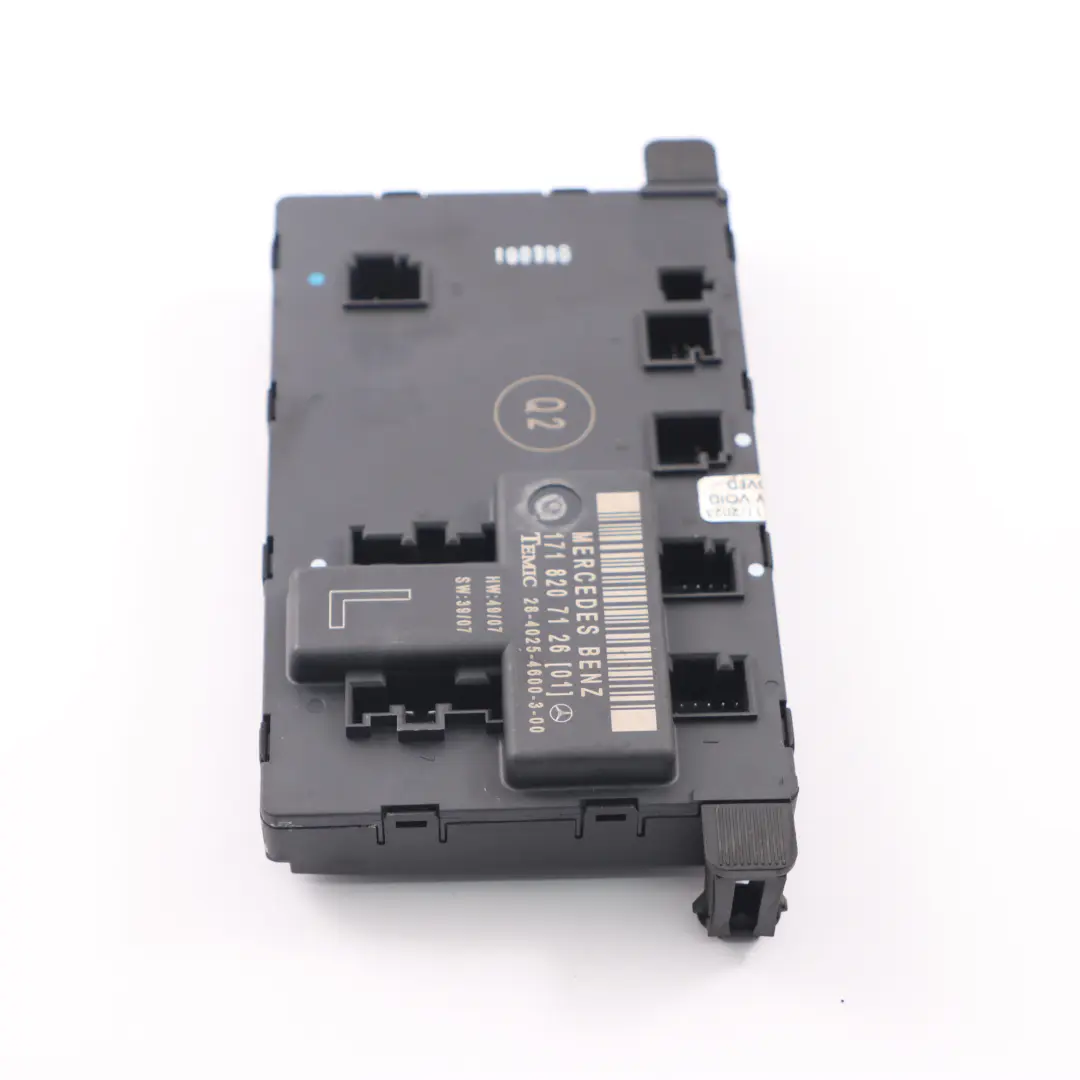 Moduł Drzwi Lewy Przód ECU do Mercedes SLK R171 o numerze A1718207126 Mercedes SLK R171 Moduł Drzwi Lewy Przód ECU - SKU A1718207126 - Numer Części A1718207126