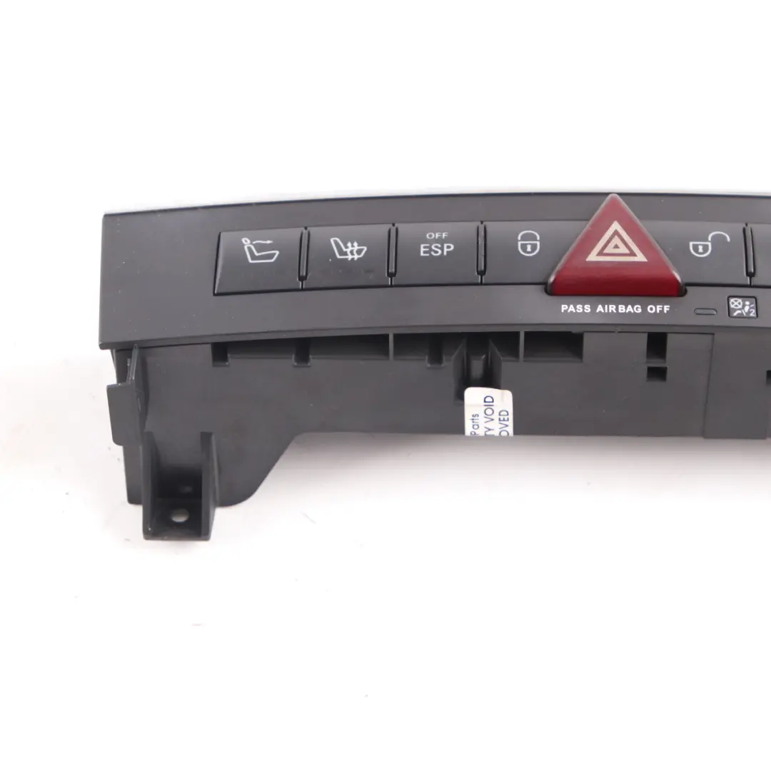Pannello Interruttori Console Centrale ESP PDC per Mercedes SLK R171 con numero di parte A1718209410 Mercedes SLK R171 Pannello Interruttori Console Centrale ESP PDC - SKU A1718209410 - Numero di parte A1718209410