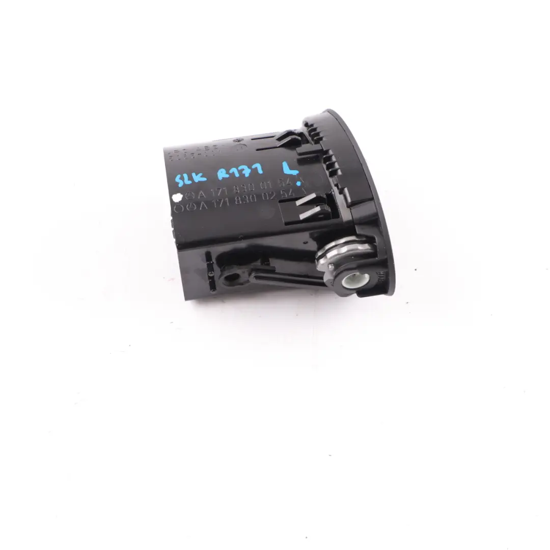Kratka Nawiewu Lewa do Mercedes SLK R171 o numerze A1718300154 Mercedes SLK R171 Kratka Nawiewu Lewa - SKU A1718300154 - Numer Części A1718300154
