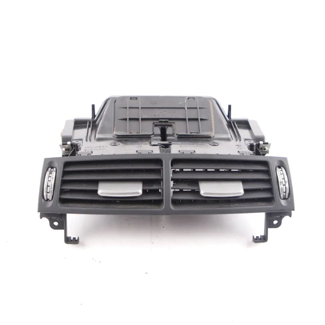 Rejilla aire fresco Ventilación central delantera Salpicadero para Mercedes SLK R171 con número de pieza A1718300954 Mercedes SLK R171 Rejilla aire fresco Ventilación central delantera Salpicadero - SKU A1718300954 - Número de pieza A1718300954