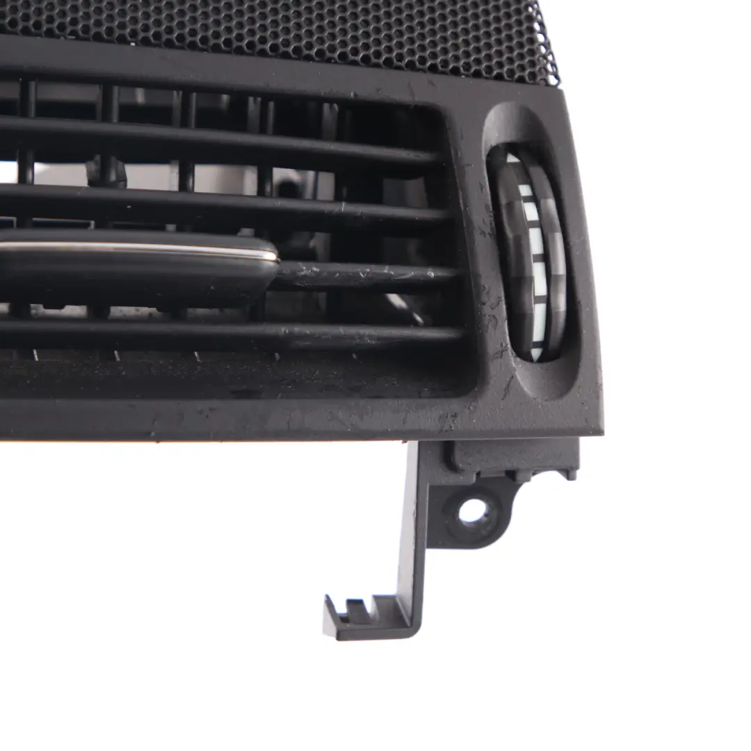 Belüftung A/C Armaturenbrett Center Grill Schwarz für Mercedes SLK R171 mit Teilenummer A1718301354 Mercedes SLK R171 Belüftung A/C Armaturenbrett Center Grill Schwarz - SKU A1718301354 - Teilenummer A1718301354