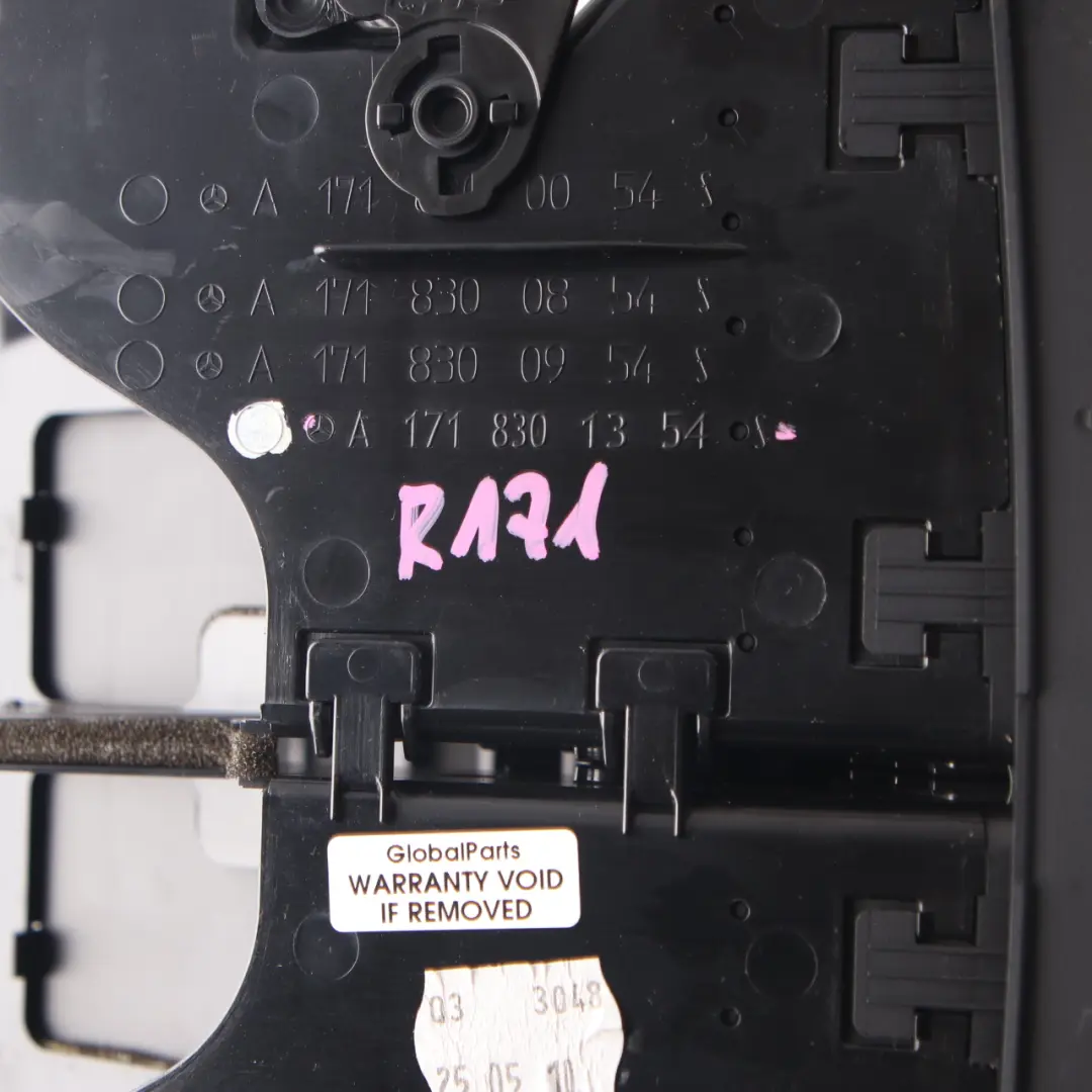 Vent A/C Dashboard Dash Center Grill Negro para Mercedes SLK R171 Air con número de pieza A1718301354 Mercedes SLK R171 Air Vent A/C Dashboard Dash Center Grill Negro - SKU A1718301354 - Número de pieza A1718301354