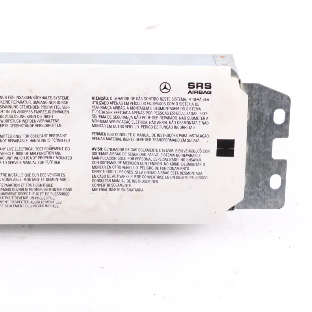 Module d'air côté passager tableau de bord avant pour Mercedes SLK R171 à propos du numéro de pièce A1718601002 Mercedes SLK R171 Module d'air côté passager tableau de bord avant - SKU A1718601002-1 - Numéro de pièce A1718601002