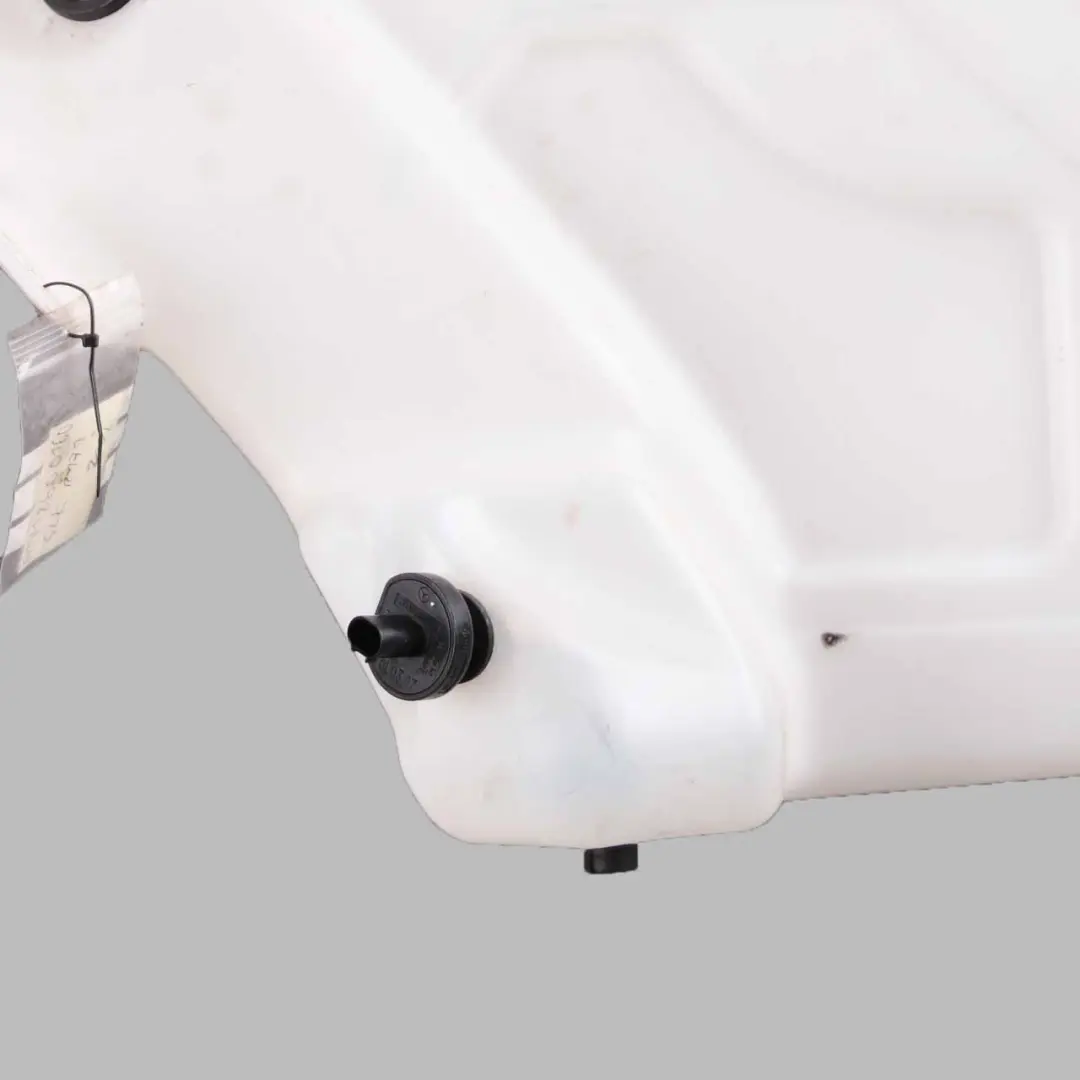 Bouteille de lave-glace Réservoir pare-brise A1718600160 pour Mercedes SLK R171 à propos du numéro de pièce A1718690120 Mercedes SLK R171 Bouteille de lave-glace Réservoir pare-brise A1718600160 - SKU A1718690120-1 - Numéro de pièce A1718690120