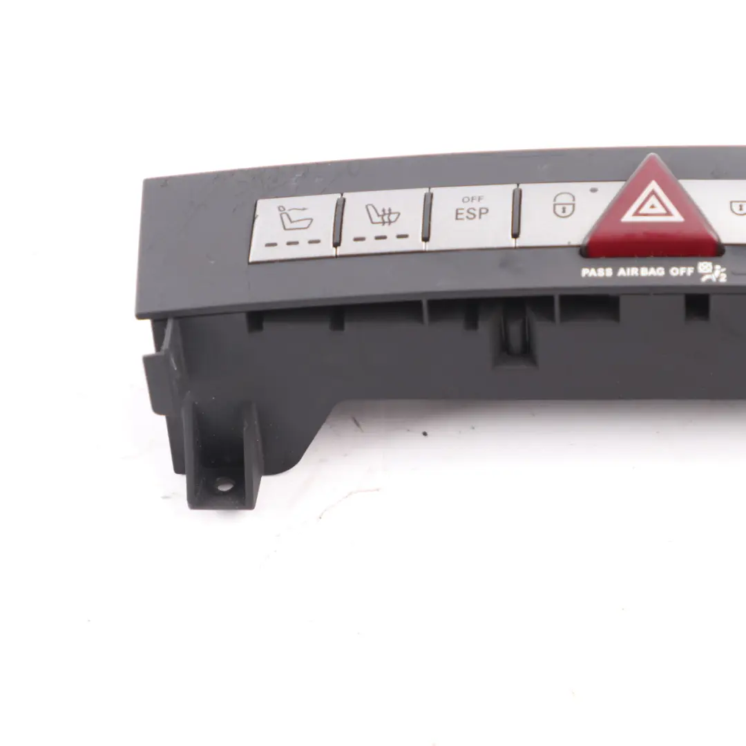 Interruttore Controllo Pericolo ESP Sedili Riscaldati per Mercedes R171 con numero di parte A1718701110 Mercedes R171 Interruttore Controllo Pericolo ESP Sedili Riscaldati - SKU A1718701110 - Numero di parte A1718701110