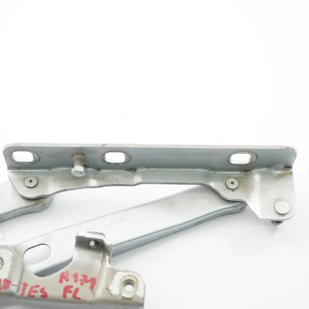 Capó Bisagra Delantera Izquierda Tellurium Plata 762 para Mercedes R171 con número de pieza A1718800128 Mercedes R171 Capó Bisagra Delantera Izquierda Tellurium Plata 762 - SKU A1718800128-TES - Número de pieza A1718800128