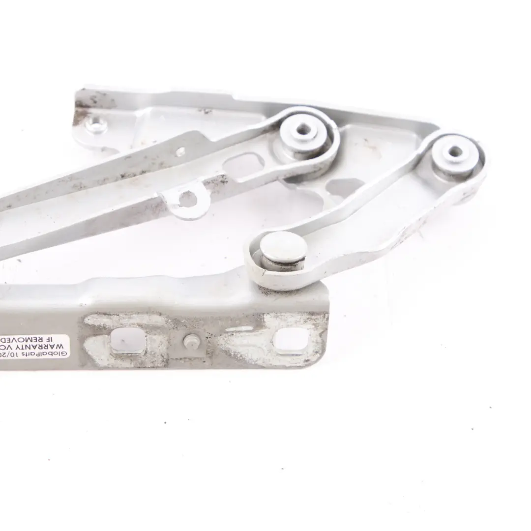 Cerniera cofano Bonnet anteriore destra Iridium Silver - 775 per Mercedes SLK R171 con numero di parte A1718800228 Mercedes SLK R171 Cerniera cofano Bonnet anteriore destra Iridium Silver - 775 - SKU A1718800228-IRS - Numero di parte A1718800228