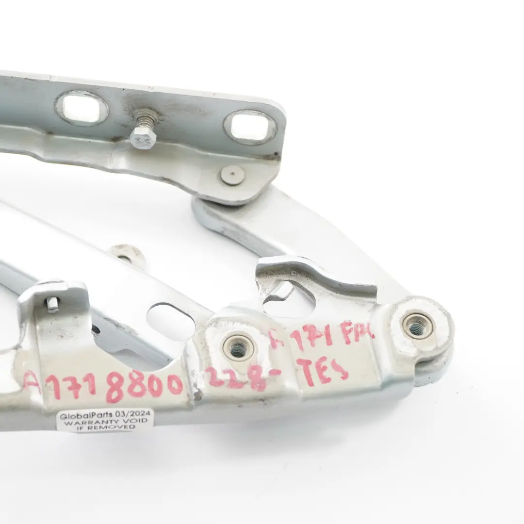 haube scharnier vorne rechts Tellur silber 762 für Mercedes R171 Motor mit Teilenummer A1718800228 Mercedes R171 Motor haube scharnier vorne rechts Tellur silber 762 - SKU A1718800228-TES - Teilenummer A1718800228