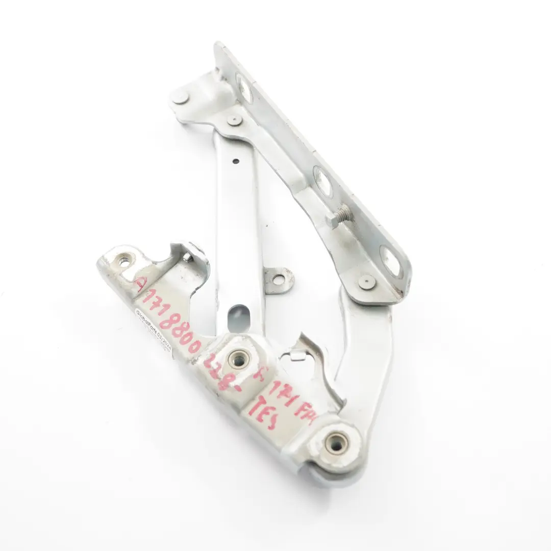 Cerniera cofano anteriore destra Tellurium Argento 762 per Mercedes R171 con numero di parte A1718800228 Mercedes R171 Cerniera cofano anteriore destra Tellurium Argento 762 - SKU A1718800228-TES - Numero di parte A1718800228