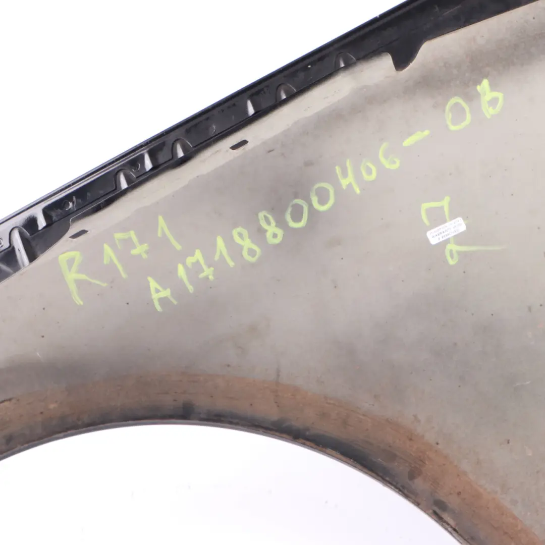 Wing Fender Panel Front Right O/S Side Trim Obsidian Black - 197 to Mercedes R171 with Part number A1718800406 Mercedes R171 Wing Fender Panel Front Right O/S Side Trim Obsidian Black - 197 - SKU A1718800406-OB - Part number A1718800406