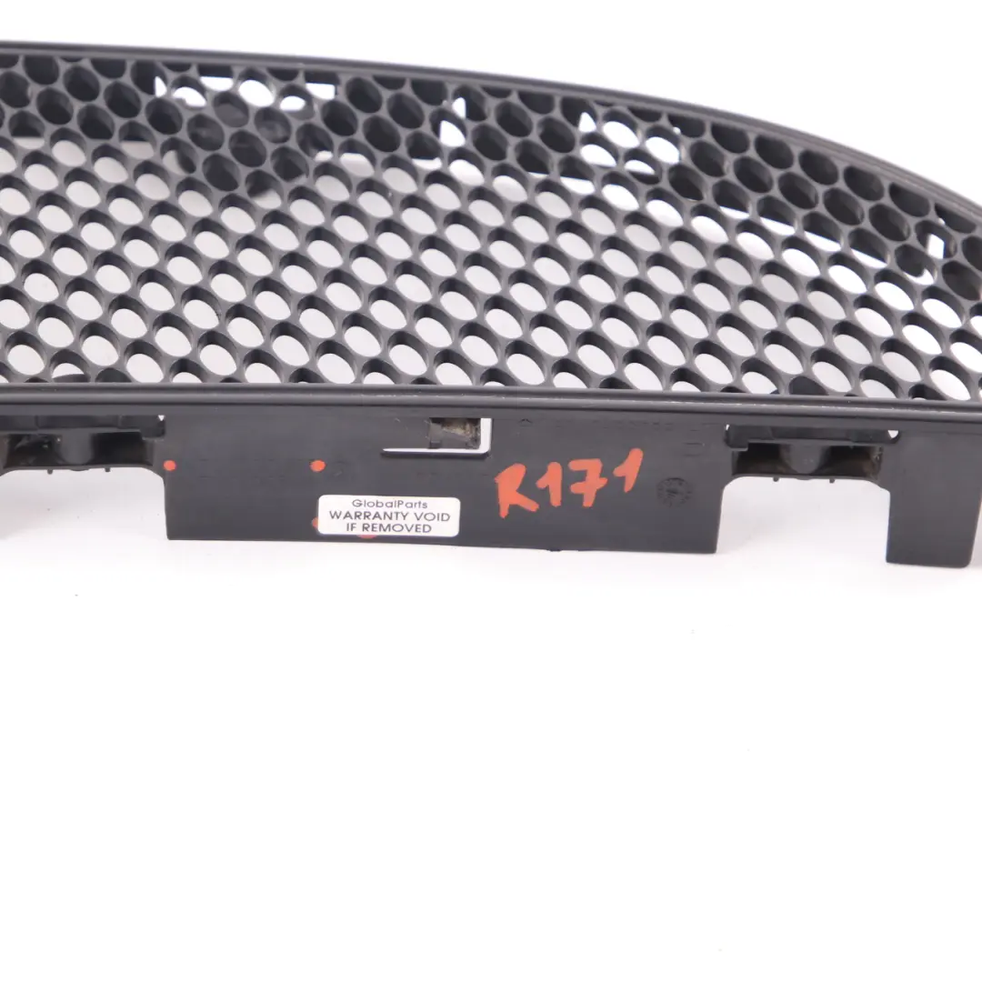 Grille du capot Évent d'entrée d'air droit pour Mercedes SLK R171 à propos du numéro de pièce A1718800485 Mercedes SLK R171 Grille du capot Évent d'entrée d'air droit - SKU A1718800485 - Numéro de pièce A1718800485