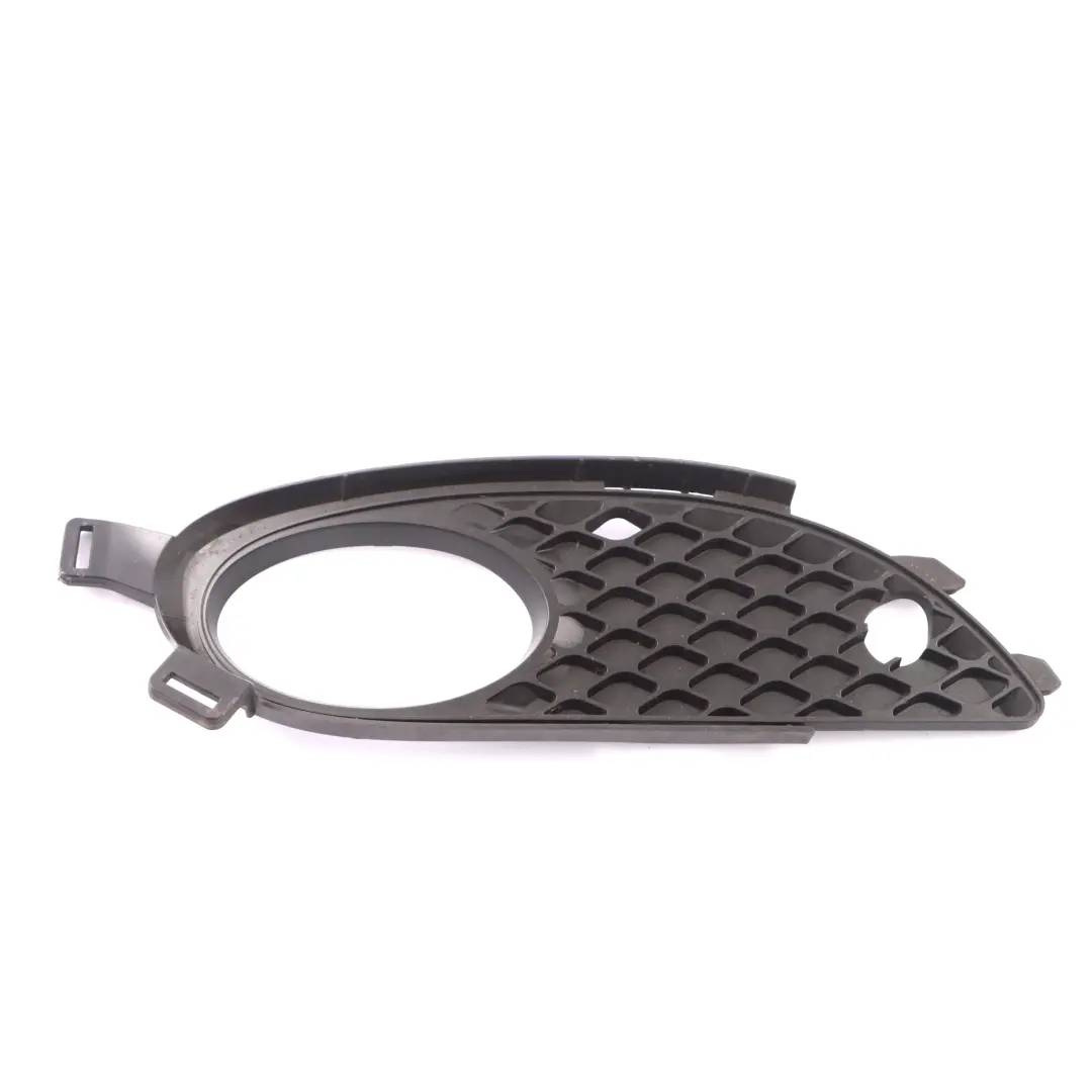 Parrilla Mercedes R171 Tapa Inferior Parachoques Delantero Derecho para con número de pieza A1718850423 Parrilla Mercedes R171 Tapa Inferior Parachoques Delantero Derecho - SKU A1718850423 - Número de pieza A1718850423