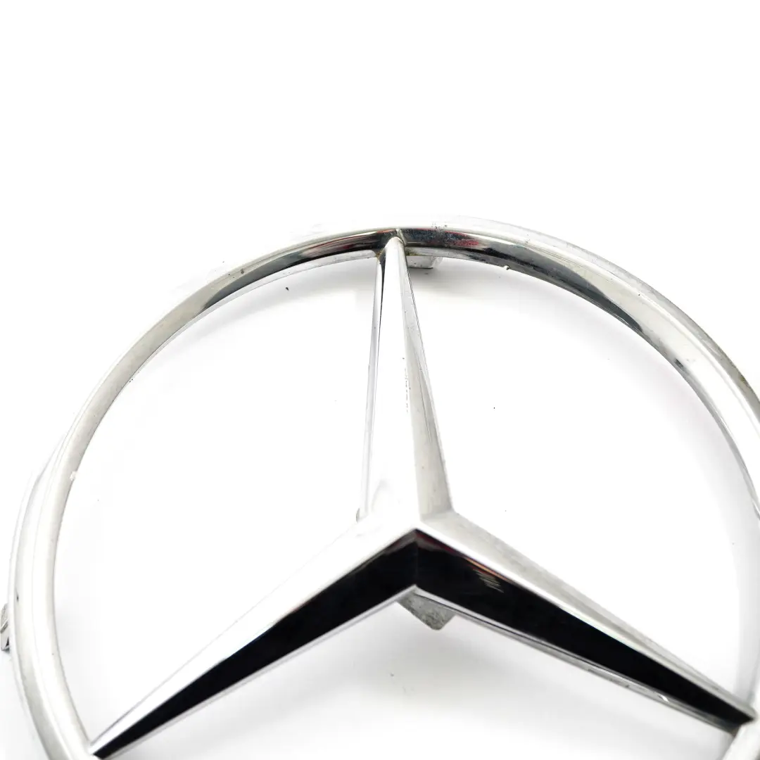 Mercedes R171 Badge Star Logo de l'emblème du pare-chocs avant - SKU A1718880086 - Numéro de pièce A1718880086